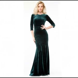Green velvet formal cocktail gown dress
